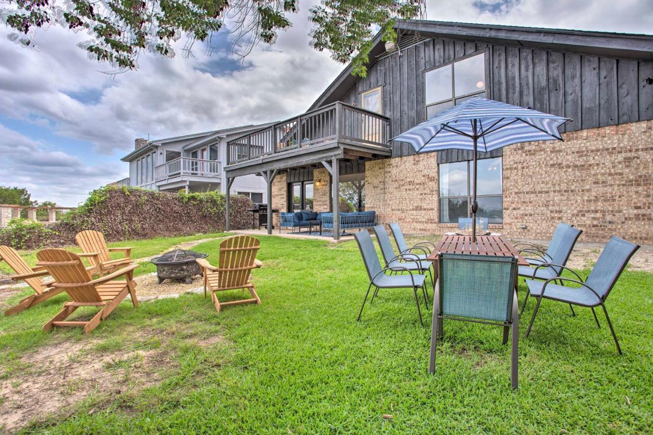 Chic Lakefront Granbury Getaway With Private Dock! Dış mekan fotoğraf